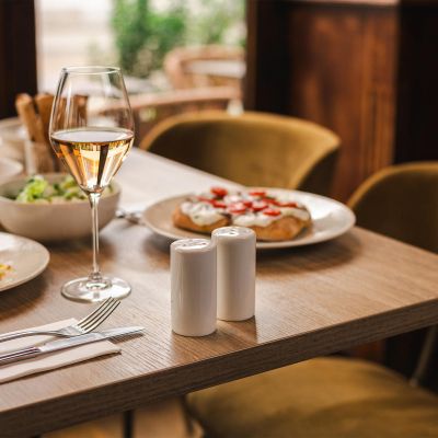 Salt shaker 4,5xH8,5cm white Appetite