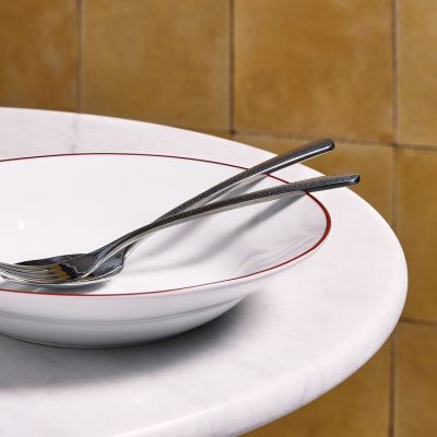 Deep plate 23xH4cm burgundy rim Basic White